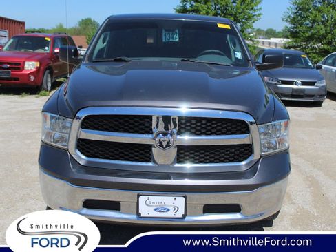 Used 2016 RAM 1500 Classic SLT AWD/4WD image 1