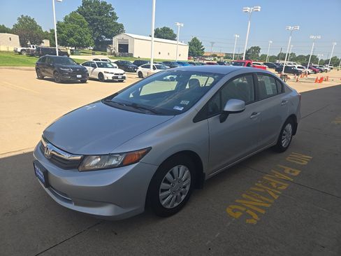 Used 2012 Honda Civic LX image 4