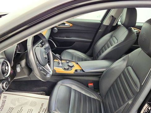 Used 2018 Alfa Romeo Giulia Ti w/ Quick Order Package 22X Lusso AWD/4WD image 20