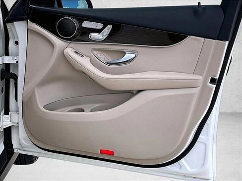 Certified 2021 Mercedes-Benz GLC 300 image 19