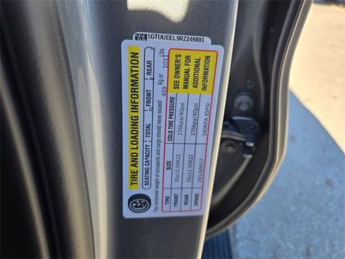 Used 2024 GMC Sierra 1500 AT4 w/ Technology Package image 15