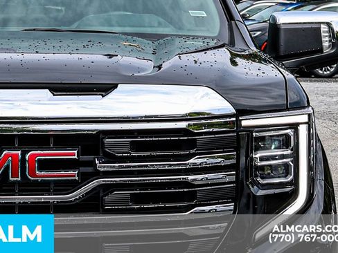 Used 2025 GMC Sierra 1500 SLT RWD image 15