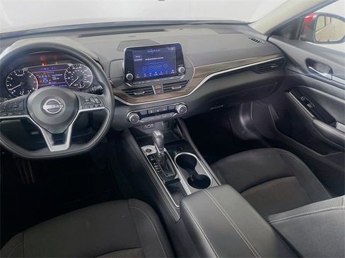 Used 2023 Nissan Altima 2.5 SV image 22