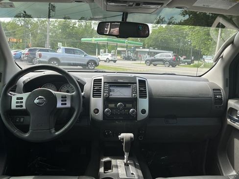 Used 2018 Nissan Frontier PRO-4X w/ Pro-4x Luxury Package AWD/4WD image 32