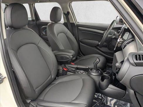 Certified 2023 MINI Cooper 4-Door Hardtop image 23