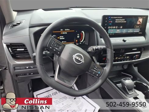 Certified 2025 Nissan Rogue Platinum w/ Platinum Premium Package image 22