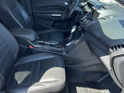 Used 2016 Ford Escape Titanium w/ Equipment Group 301A FWD image 18