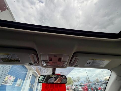 Used 2014 Toyota RAV4 XLE AWD/4WD image 84