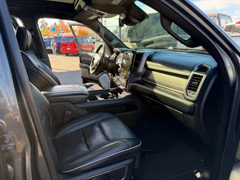 Used 2019 RAM 1500 Limited image 16