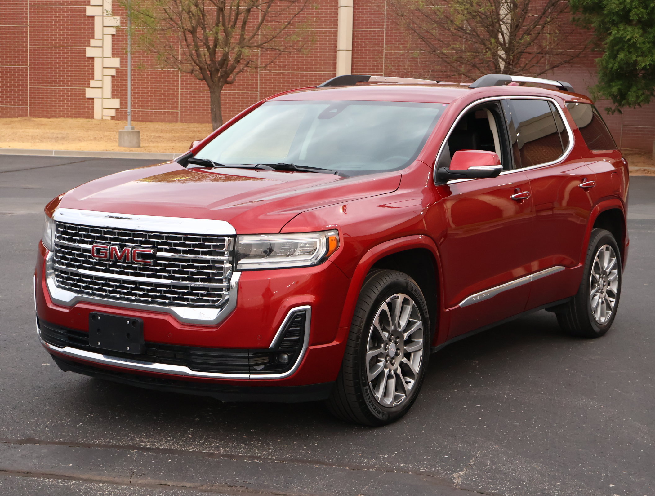 Used 2023 GMC Acadia Denali FWD image 33