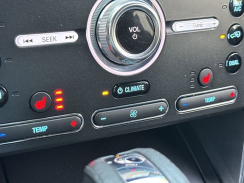 Used 2019 Ford Explorer Sport image 24