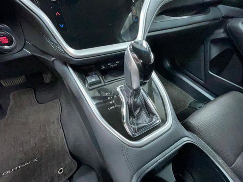 Used 2020 Subaru Outback Premium w/ Tech Package 1 image 15