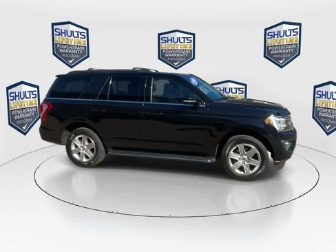 Used 2020 Ford Expedition XLT w/ Equipment Group 202A AWD/4WD image 2