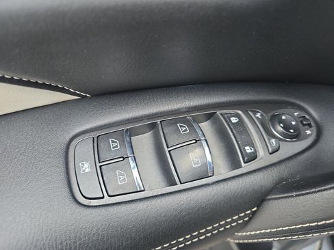 Used 2019 INFINITI QX80 Limited AWD/4WD image 12