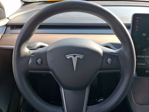 Used 2021 Tesla Model 3 Long Range AWD/4WD image 16