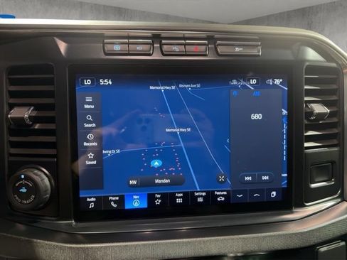 Used 2023 Ford F350 Platinum AWD/4WD image 4