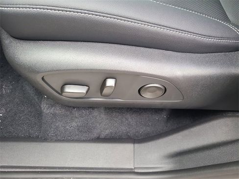 New 2026 Chevrolet Traverse LT w/ Midnight/Sport Edition image 24