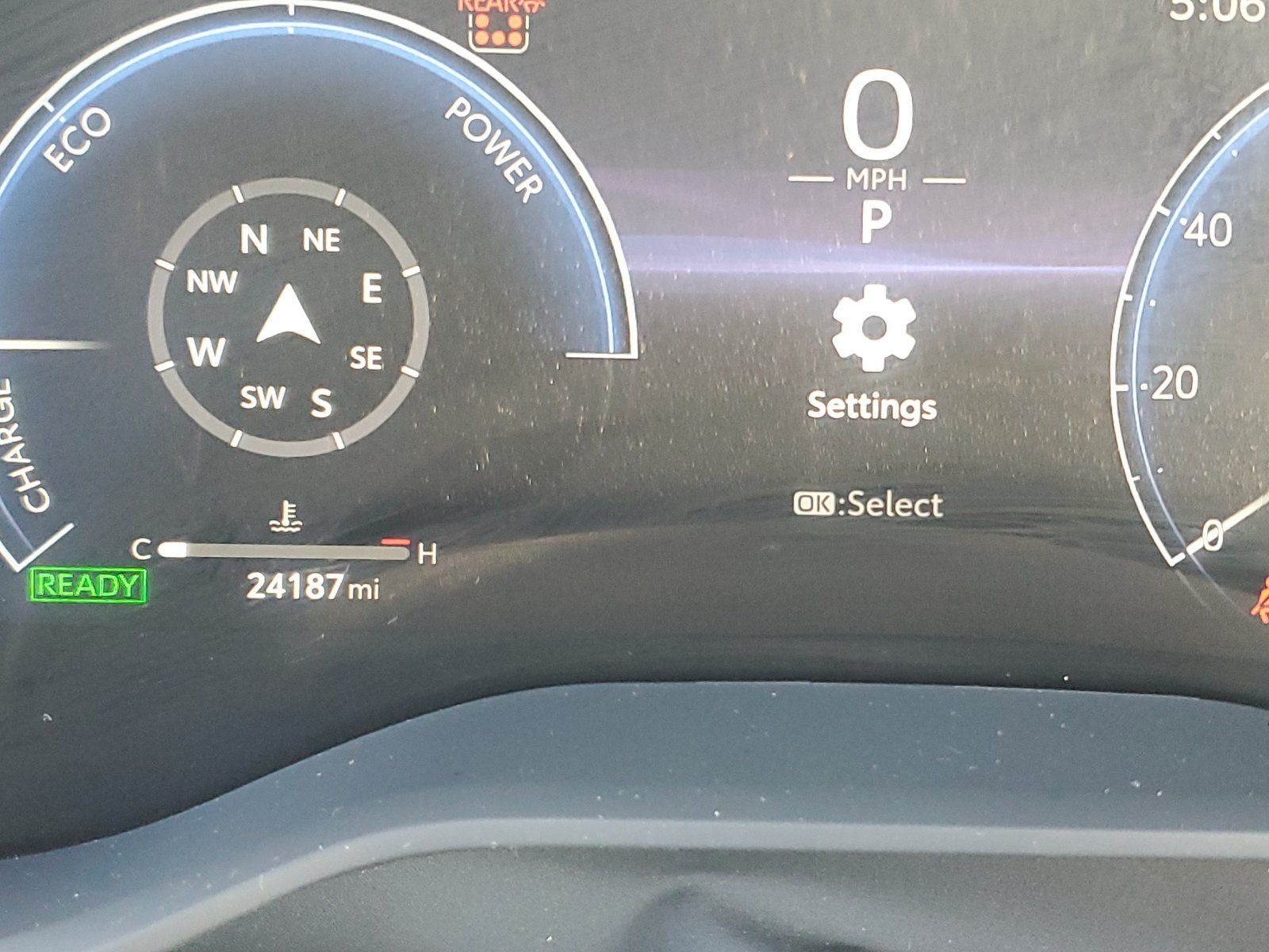 Certified 2025 Toyota Sienna XSE w/ XSE Plus Package AWD/4WD image 25