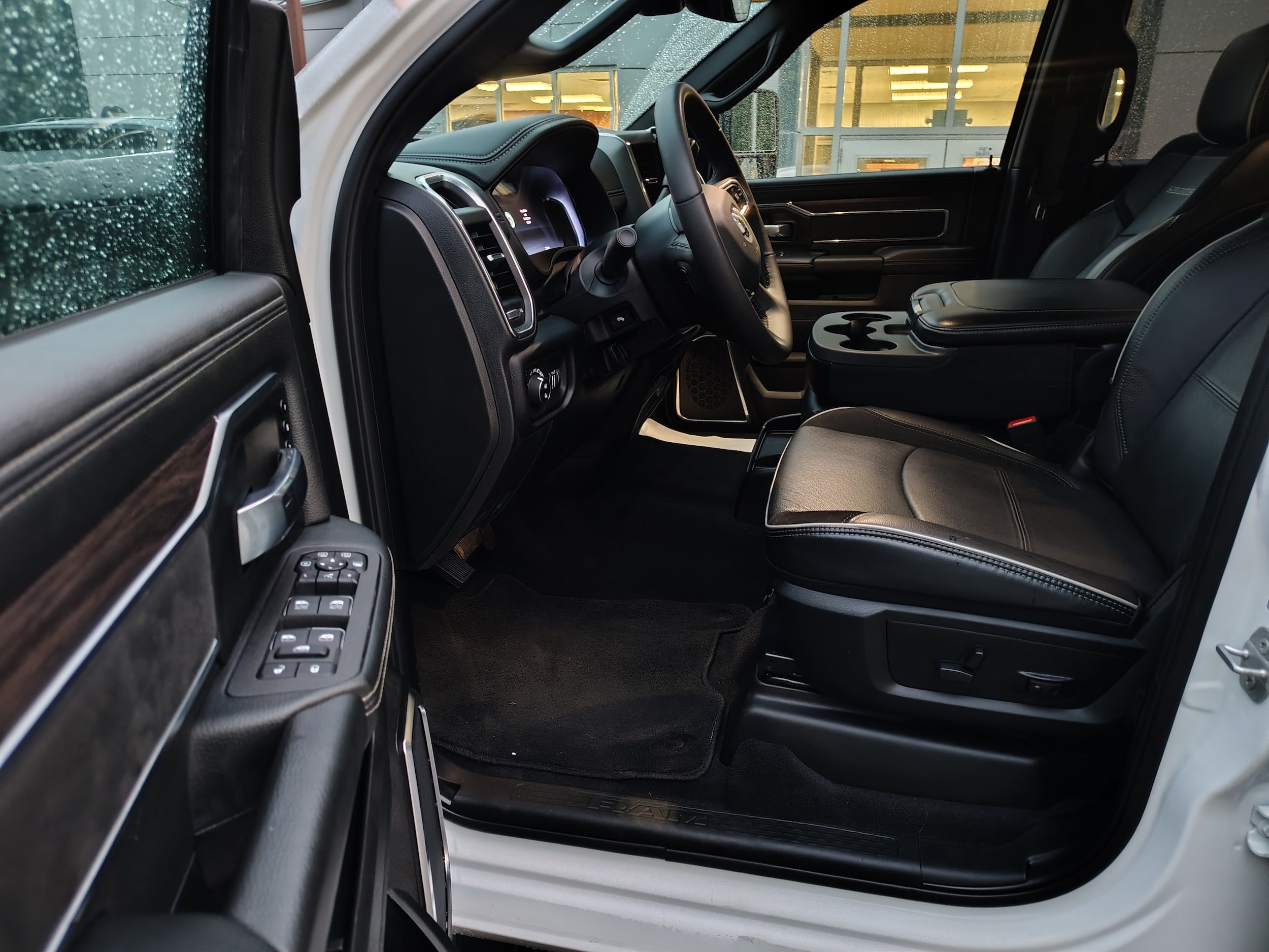 Certified 2026 RAM 2500 Laramie AWD/4WD image 16