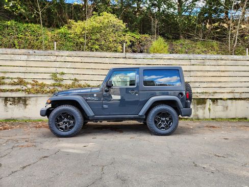 Used 2016 Jeep Wrangler Sport image 5