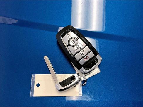 Certified 2024 Ford Edge SEL w/ Convenience Package image 9