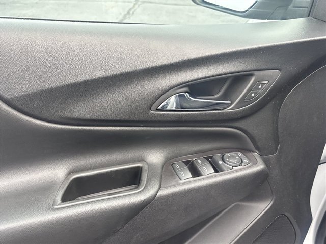 Used 2020 Chevrolet Equinox LT w/ Driver Convenience Package FWD image 22