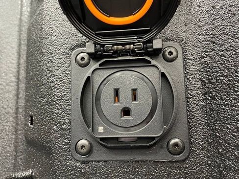 New 2026 Chevrolet Silverado 1500 LTZ w/ LTZ Premium Package AWD/4WD image 15