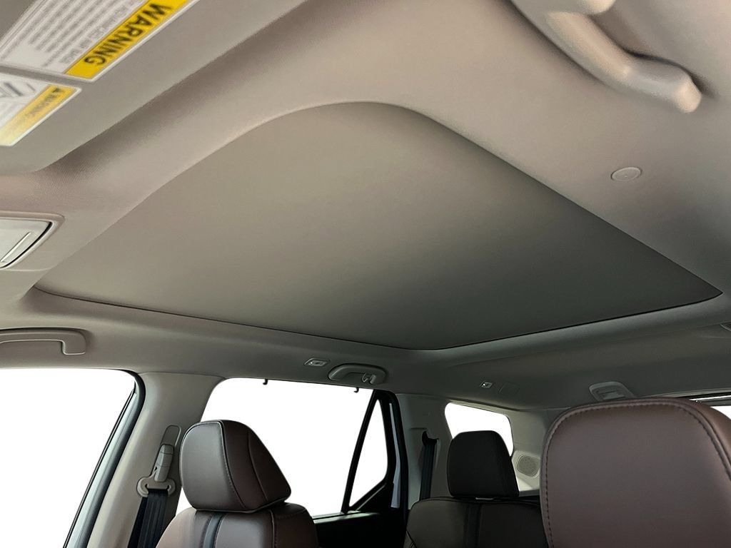 New 2026 Honda Pilot Touring image 15
