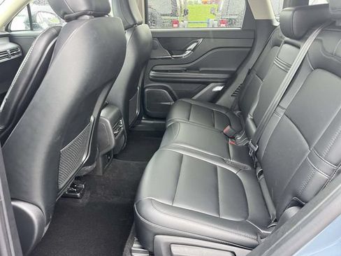 Used 2025 Lincoln Corsair FWD image 13