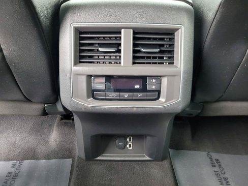 Used 2019 Volkswagen Atlas SE w/ Panoramic Sunroof Package AWD/4WD image 17