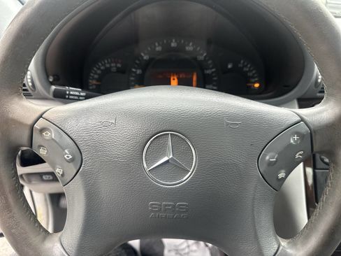 Used 2002 Mercedes-Benz C 320 Sedan image 13