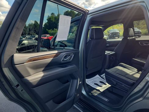 Certified 2024 Chevrolet Tahoe Premier w/ Premium Package AWD/4WD image 24