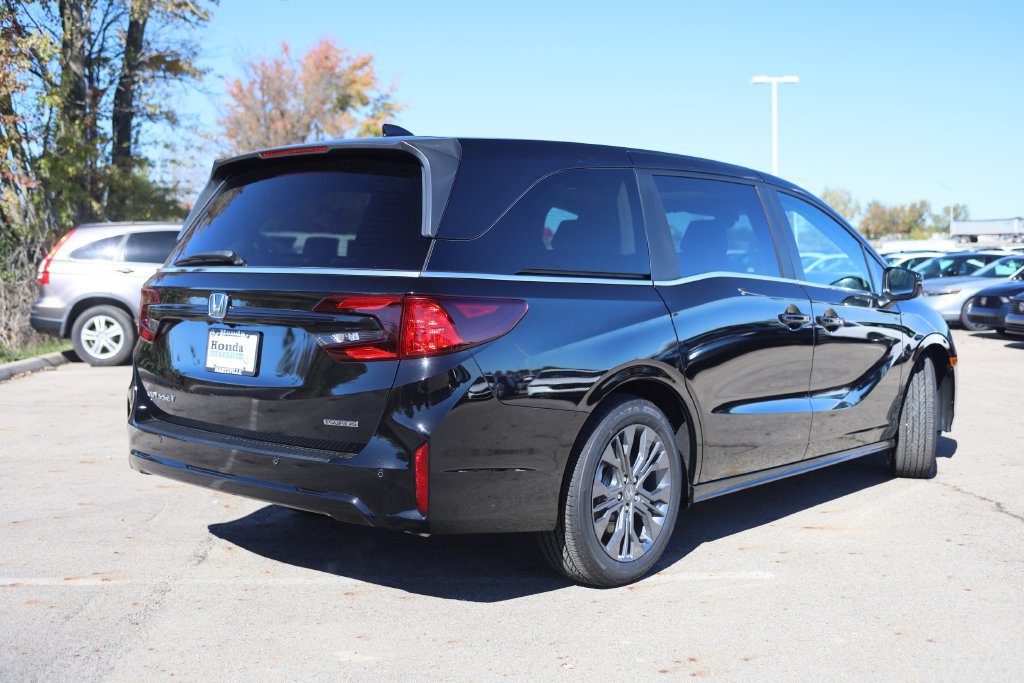 New 2027 Honda Odyssey Touring image 6
