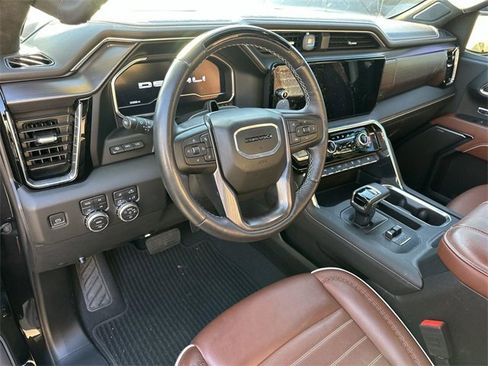 Used 2024 GMC Sierra 1500 Denali Ultimate image 6