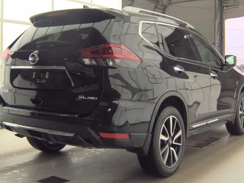 Used 2019 Nissan Rogue SL w/ Premium Package AWD/4WD image 3