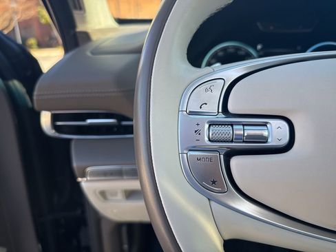 Used 2023 Genesis GV80 3.5T w/ Prestige Package image 17