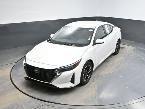 Used 2024 Nissan Sentra SV image 24