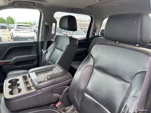 Used 2018 GMC Sierra 2500 SLT w/ Duramax Plus Package AWD/4WD image 5
