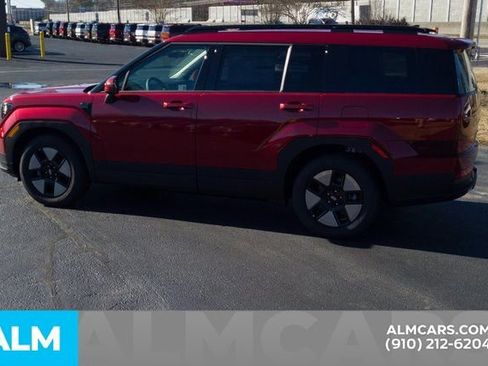 Used 2025 Hyundai Santa Fe SEL image 9