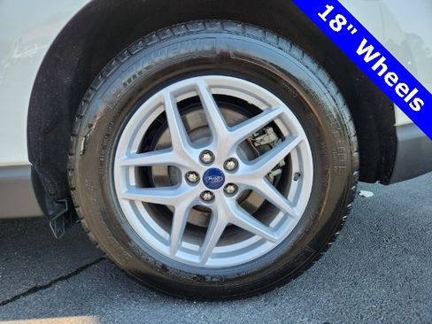 Used 2021 Ford Edge SEL w/ Convenience Package image 22