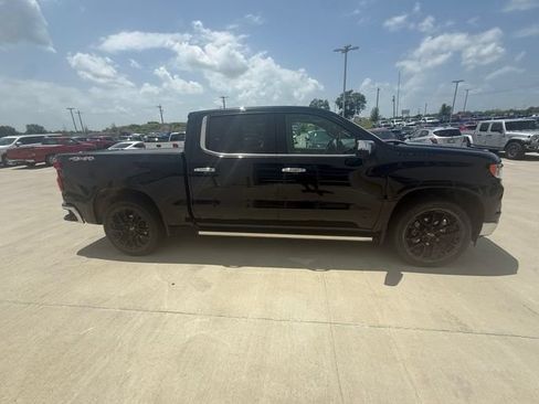 Used 2023 Chevrolet Silverado 1500 LTZ w/ LTZ Premium Package AWD/4WD image 2