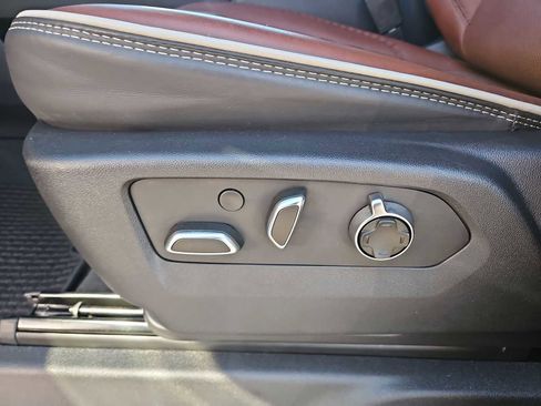 Used 2023 GMC Sierra 1500 Denali Ultimate image 18