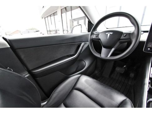 Used 2020 Tesla Model Y Long Range AWD/4WD image 9