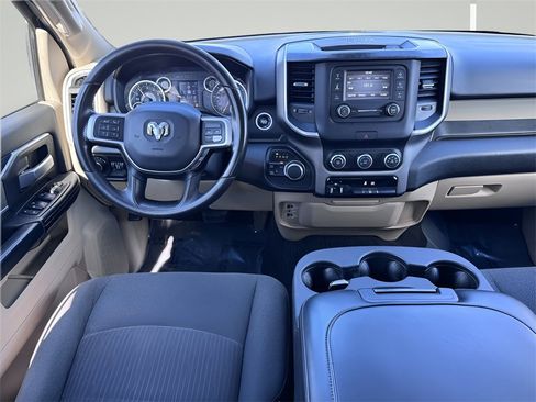 Used 2019 RAM 2500 Big Horn image 5