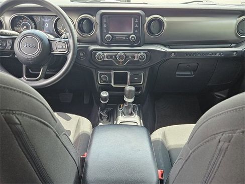 Used 2019 Jeep Wrangler Unlimited Sport image 13