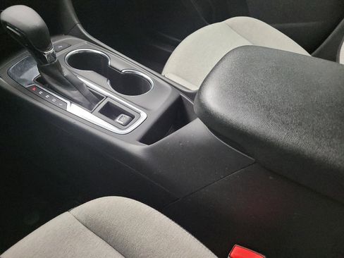 Used 2024 Chevrolet Equinox LT image 26