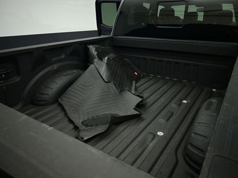 Used 2023 Ford F250 Lariat w/ Sport Appearance Package image 38