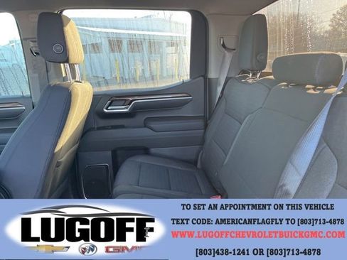 Used 2022 Chevrolet Silverado 1500 RST w/ Redline Edition AWD/4WD image 12