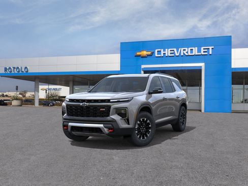 New 2026 Chevrolet Traverse Z71 w/ Enhanced Driving Package AWD/4WD image 8
