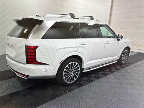 Used 2026 Hyundai Palisade Calligraphy AWD/4WD image 2